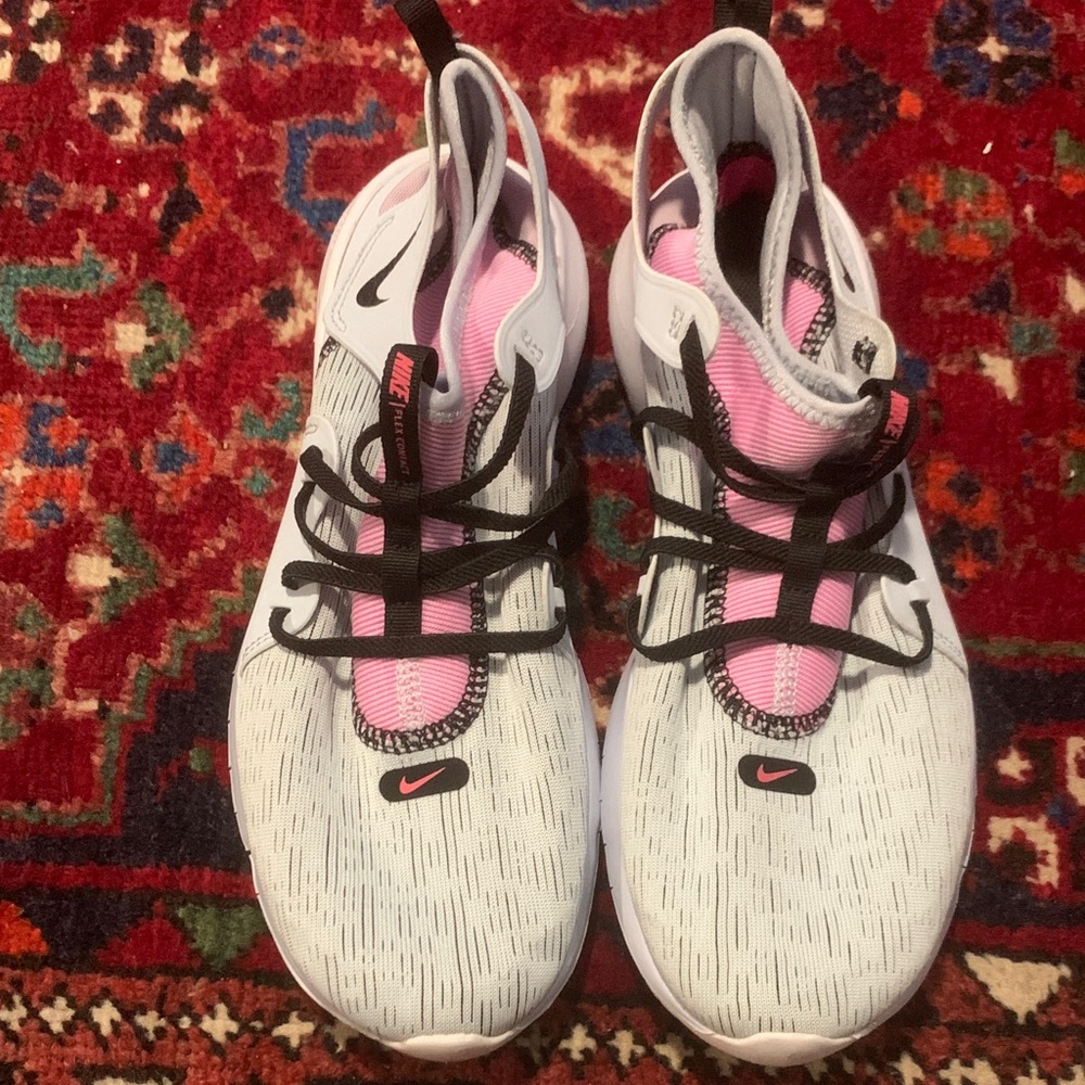 Nike Women's White and Pink Sneakers